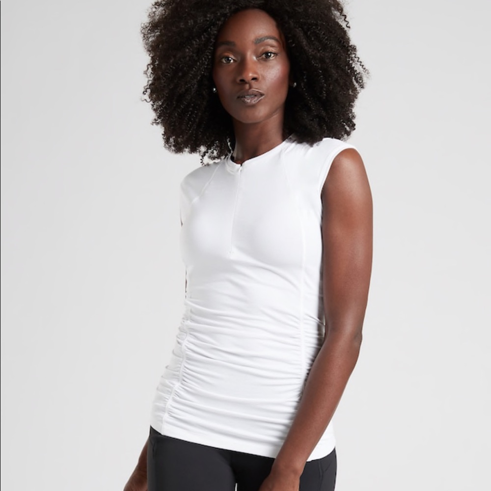 🌵🆕 Athleta Pacifica Contoured Tank White Medium